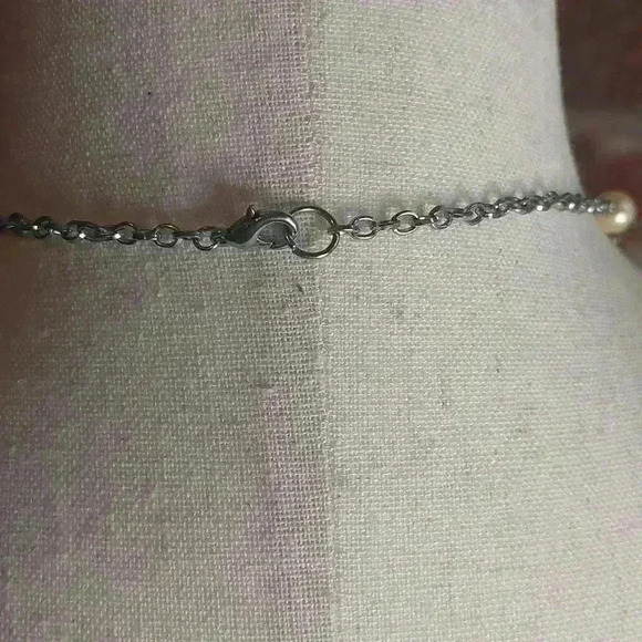 Assymetrical necklace - Picture 3 of 3